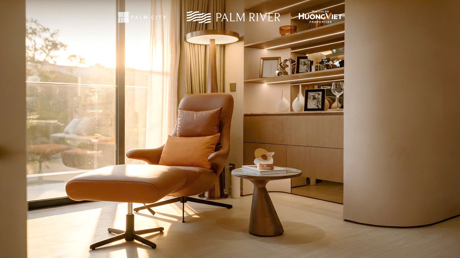 Góc thư giãn cạnh cửa kính trong nhà mẫu căn hộ 3 phòng ngủ Palm River